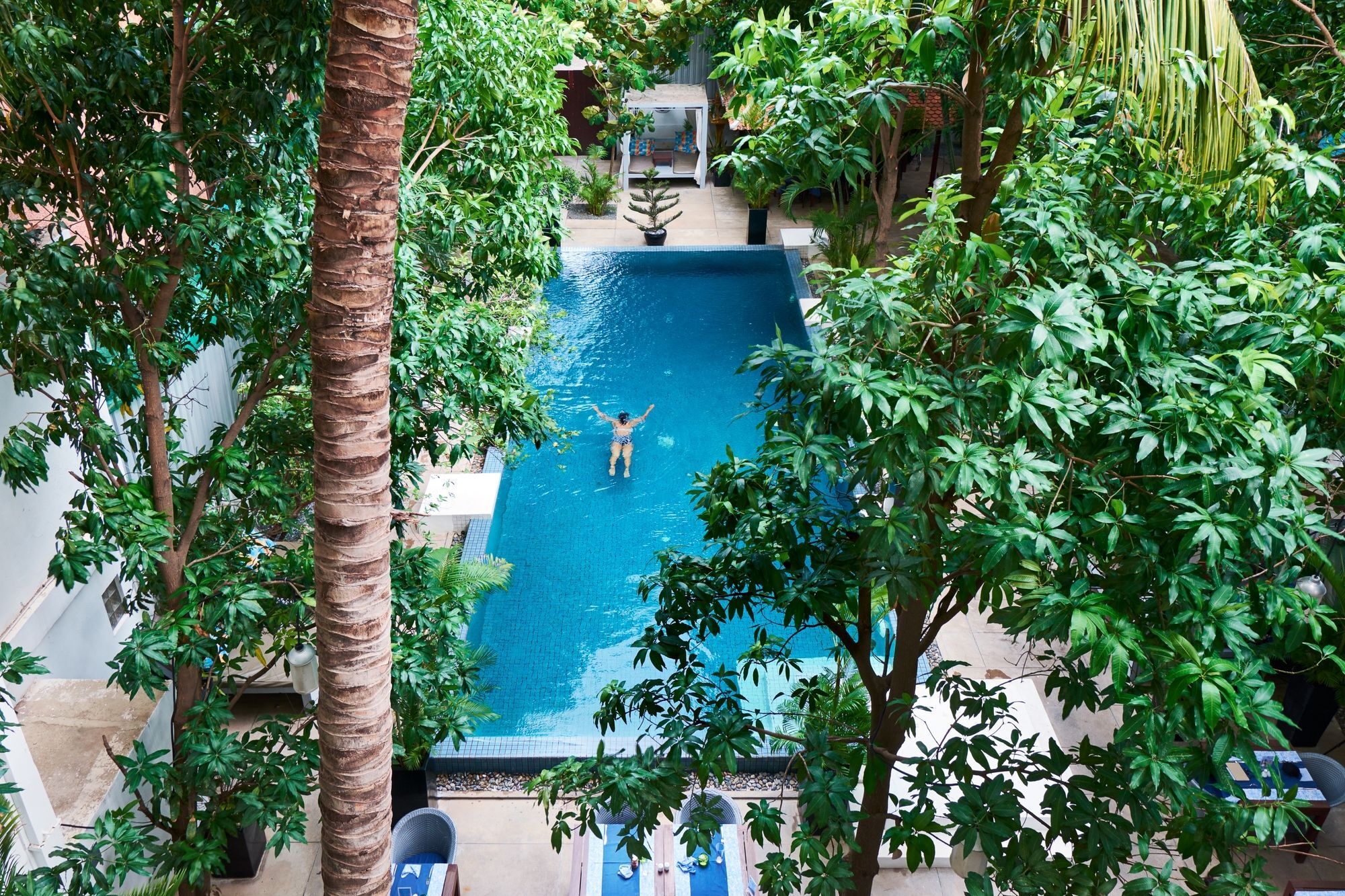 โรงแรมบลูไลม์ 3*